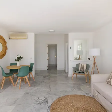 Con Jardin En Pasito Pm40 פסיטו בלנקו